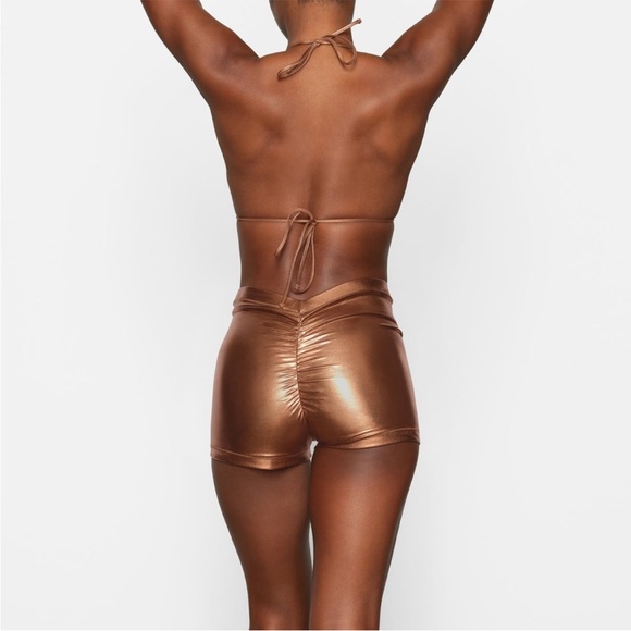 NWT Skims Metallic swim V waist short - Picture 3 of 7